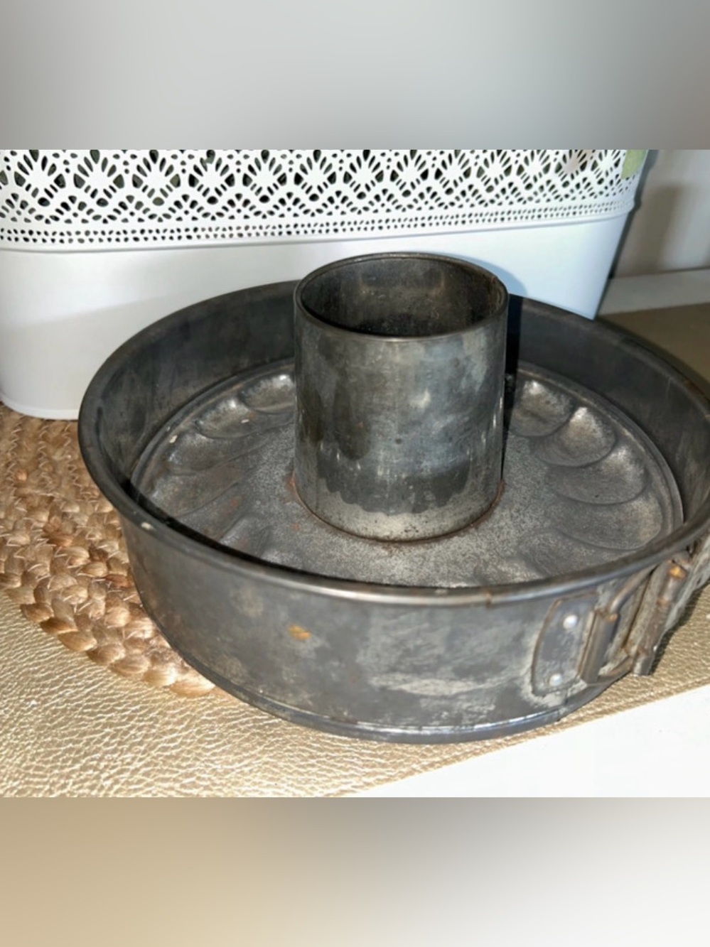 Vintage 2 Piece Springform Cake Pan Bundt